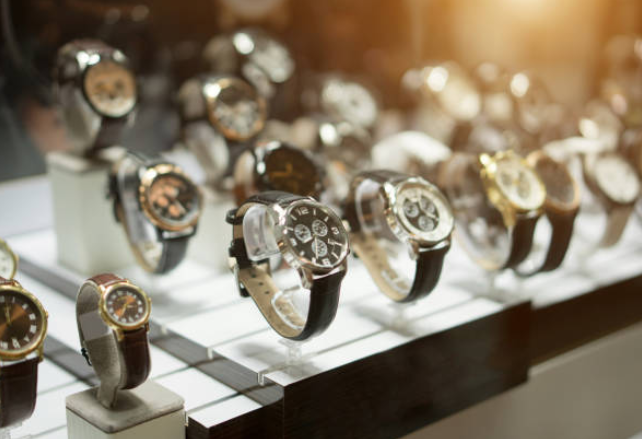 Three Reasons to Invest in Luxury Watches